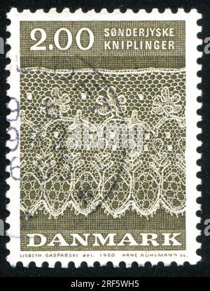 DANEMARK - CIRCA 1980 : timbre imprimé par le Danemark, montre Tonder Lace Pattern, Schleswig du Nord, circa 1980 Banque D'Images