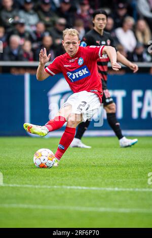 Herning, Danemark. 30 juillet 2023. Anders Klynge (21) de Silkeborg IF vu lors du 3F Superliga match entre le FC Midtjylland et Silkeborg IF à la MCH Arena de Herning. (Crédit photo : Gonzales photo - Morten Kjaer). Banque D'Images