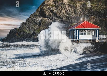 Aberystwyth pendant une tempête. Banque D'Images