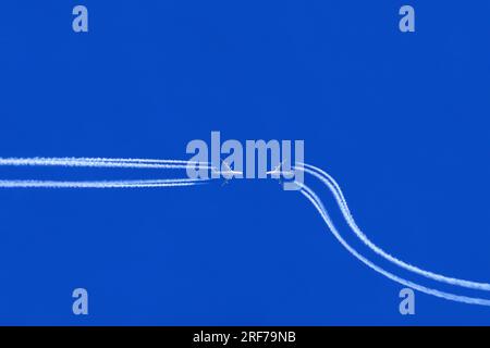 Flugzeuge auf Kollisionskurs | avions sur la trajectoire de collision, Banque D'Images