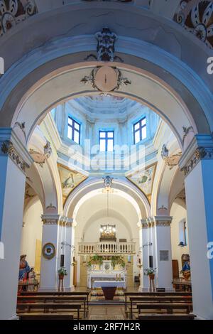 Église presbytère Sant'Angelo, Carovigno, Pouilles, Italie, Europe Banque D'Images