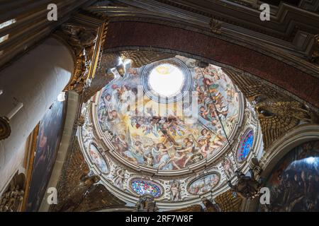 Cathédrale Maria Santissima Assunta et S. Oronzo, intérieur, Lecce, Pouilles, Italie, Europe Banque D'Images