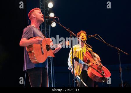 Le chanteur folk Sam Kelly joue au Womad, Charlton Park, Royaume-Uni. 27 juillet 2023 Banque D'Images