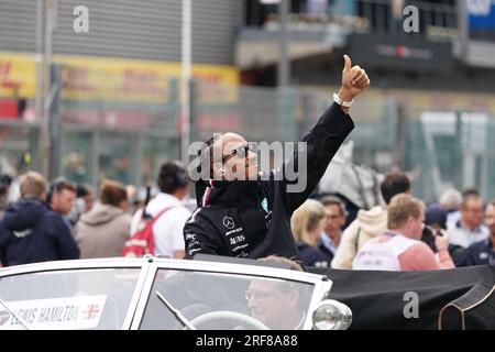 Lewis Hamilton du Royaume-Uni au volant de la Mercedes-AMG Petronas F1 Team F1 W14 E Performance Mercedes (44) lors du Grand Prix de Belgique de Formule 1 MSC Cruises 2023 le 30 juillet 2023 à Francorchamps, Belgique. Crédit : Luca Rossini/E-Mage/Alamy Live News Banque D'Images