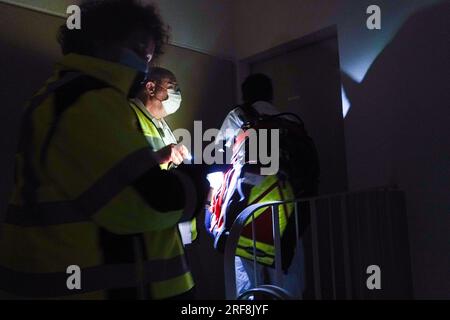 Le service d’urgence SMUR intervient dans toute la région 24 heures sur 24, 7 jours sur 7. Banque D'Images