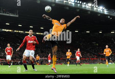 Marcus Bent de Wolverhampton Wanderers et Chris Smalling de Manchester United Carling Cup Round 4 - Manchester United contre Wolverhampton Wanderers 26/10/2010 Banque D'Images