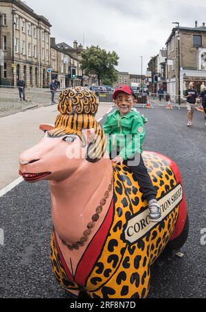 Célébration du « Yorkshire Day » dans le centre-ville de Skipton le 1 août 2023. Banque D'Images