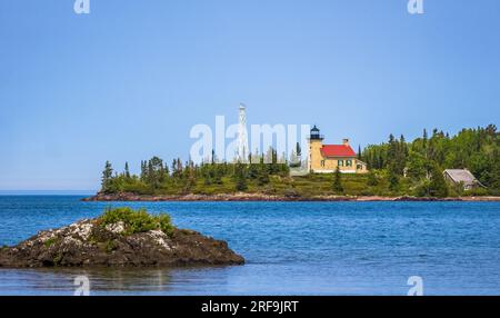 Phare de Copper Harbor sur le lac supérieur dans le parc d'État historique de fort Wilkins à Copper Harbor Michigan sur la péninsule de Keweenaw dans le Michigan USA Banque D'Images