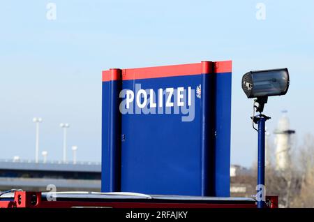 Vienne, Autriche. 06 février 2016. Vue détaillée d'une embarcation de police Banque D'Images