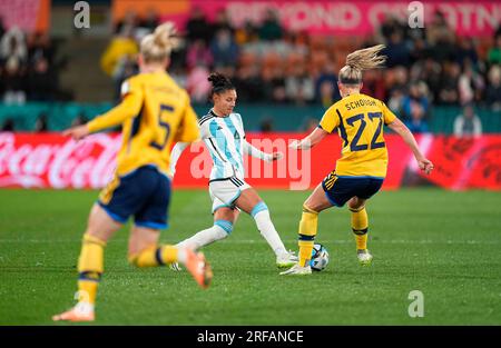 02 2023 août : Julieta Cruz (Argentine) et Olivia Schough (Suède) se battent pour le ballon lors d'un match, à, . Kim Price/CSM Banque D'Images