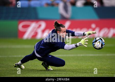 Sydney, Australie. Le 02 août 2023, la française Pauline Peyraud-Magnin (GK) se réchauffe avant la coupe du monde féminine de la FIFA, Australie et Nouvelle-Zélande 2023 Group F match entre le Panama et la France au Sydney football Stadium le 02 août 2023 à Sydney, Australie. Photo par Izhar Khan Banque D'Images