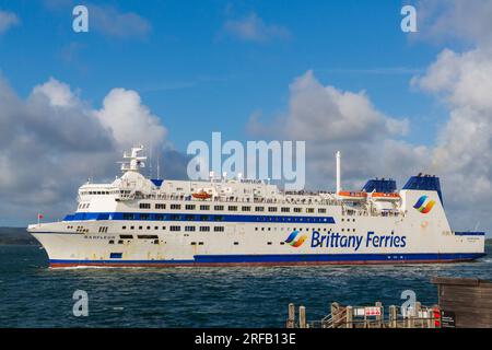 Brittany Ferries Barfleur ferry partant de Poole Harbour, Dorset UK pour Cherbourg en France en juillet Banque D'Images