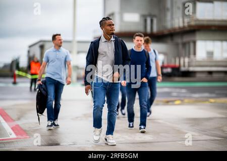 Zilina, Slovaquie. 02 août 2023. Cadeau de Gent Emmanuel Orban photographié lors du départ de l'équipe belge de football KAA Gent le mercredi 02 août 2023, à l'aéroport de Zilina, en Slovaquie. L'équipe se prépare pour le match de demain contre le club slovaque Zilina, le deuxième tour de qualification des quarts de finale de la compétition UEFA Europa Conference League. BELGA PHOTO JASPER JACOBS crédit : Belga News Agency/Alamy Live News Banque D'Images