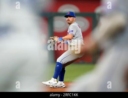 01 AOÛT 2023 : Danny Mendick (15), court-stop des mets de New York, se prépare à faire le trow pour une sortie au Kauffman Stadium Kansas City, Missouri. Jon Robichaud/CSM. Banque D'Images