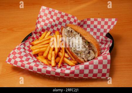 Délicieuse cuisine américaine connue sous le nom de Philly Cheesesteak Banque D'Images