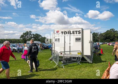 Hallmark Event Location de toilettes publiques mobiles au Sandringham Flower Show. Banque D'Images