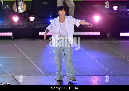 Jung Kook joue dans la série de concerts d'été Good Morning America au Summerstage au Rumsey Playfield, Central Park, le 14 juillet 2023 à New York. Banque D'Images