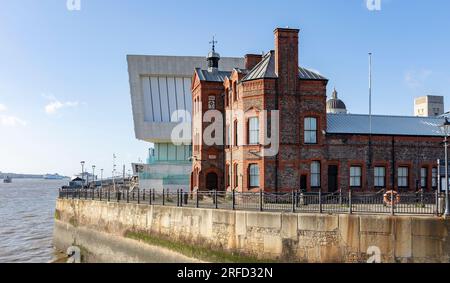 Liverpool, royaume-uni le 16 mai 2023, le bâtiment de pilotage sur les quais de Liverpool Waterfront construit en 1883, fait partie du National Museum Liverpool Banque D'Images