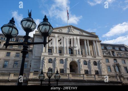 Londres, Angleterre, Royaume-Uni. 3 août 2023. La Banque d'Angleterre est considérée comme le gouverneur Andrew Bailey devrait annoncer une nouvelle décision de taux d'intérêt au Royaume-Uni. (Image de crédit : © Tayfun Salci/ZUMA Press Wire) USAGE ÉDITORIAL SEULEMENT! Non destiné à UN USAGE commercial ! Banque D'Images