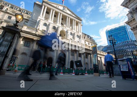 Londres, Angleterre, Royaume-Uni. 3 août 2023. La Banque d'Angleterre est considérée comme le gouverneur Andrew Bailey devrait annoncer une nouvelle décision de taux d'intérêt au Royaume-Uni. (Image de crédit : © Tayfun Salci/ZUMA Press Wire) USAGE ÉDITORIAL SEULEMENT! Non destiné à UN USAGE commercial ! Banque D'Images