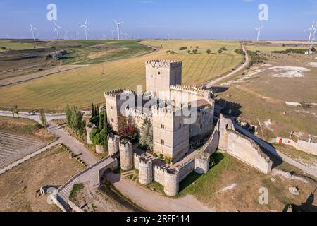 Espagne, Castille-et-Léon, Montealegre de Campos, Ampudia, le château (vue aérienne) Banque D'Images