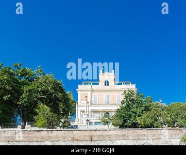 Rome, Latium, Italie, la Casina Valadier est un restaurant connu aussi sous le nom de Pincio café sur la Piazza Bucarest, à l'intérieur de la Villa Borghese. Banque D'Images