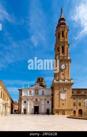 La cathédrale du Sauveur (Catedral del Salvador) ou la Seo de Zaragoza est une cathédrale catholique romaine de Saragosse, en Aragon, en Espagne. Banque D'Images