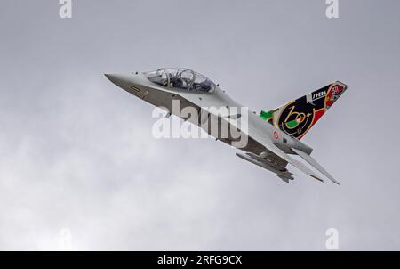 Italin Air Force T-346a Master Advanced Jet Trainer au tatouage Royal International Air Banque D'Images