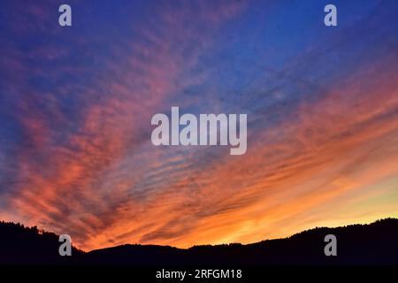 Coucher du soleil dans le parc national Eifel Banque D'Images