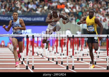 Grant HOLLOWAY des États-Unis remporte le 110 mètres haies masculin dans la Wanda Diamond League, London Stadium, Queen Elizabeth Park - Londres, le 23 juillet 2023 Banque D'Images