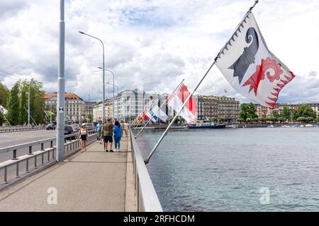 Pont du Mont-blanc sur la rivière Rhône, Genève (Genève) Canton de Genève, Suisse Banque D'Images