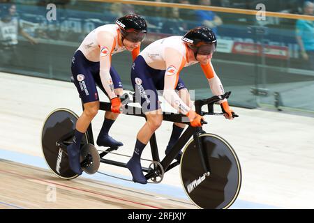 Glasgow, Royaume-Uni. 03 août 2023. GLASGOW, ÉCOSSE - 3 AOÛT : Tristan Bangma des pays-Bas et Patrick Bos des pays-Bas lors de la poursuite individuelle B masculine le jour 1 des 96e Championnats du monde cycliste UCI Glasgow 2023 le 3 août 2023 à Glasgow, Écosse. (Photo de Tim Buitenhuis/Agence BSR) crédit : Agence BSR/Alamy Live News Banque D'Images