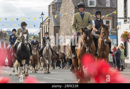 Lauder, Royaume-Uni. 03 août 2023. 3rd août 2023 Lauder Common Riding 2023 Riders se réunissent à Lauder avant de partir pour le Preliminary Ride Out, qui est une course à travers l'événement principal le samedi 5 août lorsque le Cornet mène la cavalcade autour du Burgh de Lauder. Crédit photo : phil wilkinson/Alamy Live News Banque D'Images