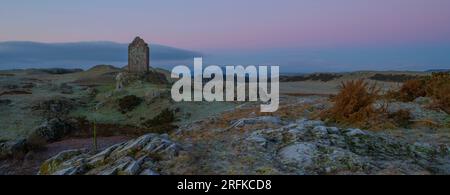 Smailholm Tower Panoramic Photography, au milieu de l'hiver. Banque D'Images