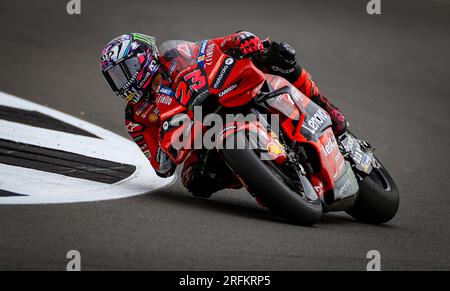 Enea Bastianini de Ducati Lenovo lors des essais libres 1 avant le Grand Prix de Grande-Bretagne Monster Energy 2023 à Silverstone, Towcester. Date de la photo : Vendredi 4 août 2023. Banque D'Images