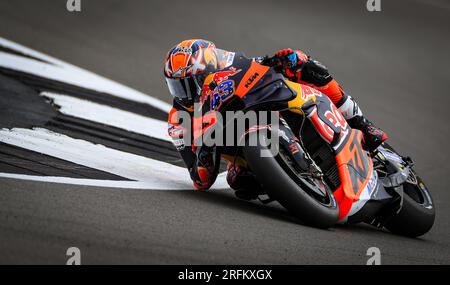 Jack Miller de Red Bull KTM Factory Racing lors des essais libres 1 avant le Grand Prix de Grande-Bretagne Monster Energy 2023 à Silverstone, Towcester. Date de la photo : Vendredi 4 août 2023. Banque D'Images