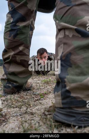 France, Bretagne, Morbihan, Saint-Pierre-Quiberon le 2022-03-30. Étudiants de l'Ecole militaire interarmes (EMIA), l'académie militaire responsable Banque D'Images