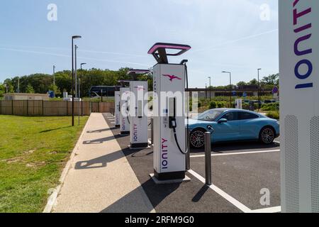 Borne de recharge Ionity EV Longvilliers A10 France Banque D'Images