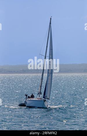 France, Normandie, Manche, Baie du Mont-Saint-Michel, Granville, bateau de plaisance, zodiaque Banque D'Images