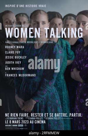 Women Talking année : 2022 Etats-Unis réalisateur : Sarah Polley Frances McDormand, Sheila McCarthy, Rooney Mara, Claire Foy, Judith Ivey, affiche française de Jessie Buckley Banque D'Images