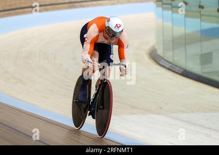 Glasgow, Royaume-Uni. 04 août 2023. GLASGOW, ÉCOSSE - 4 AOÛT : Jeffrey Hoogland des pays-Bas lors du Sprint par équipe élite masculine le jour 2 des 96e Championnats du monde cycliste UCI Glasgow 2023 le 4 août 2023 à Glasgow, Écosse. (Photo de Tim Buitenhuis/Agence BSR) crédit : Agence BSR/Alamy Live News Banque D'Images