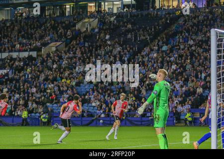 Sheffield, Royaume-Uni. 04 août 2023. L'attaquant de Southampton Che Adams (10) marque un BUT 1-2 et célèbre lors du Sheffield Wednesday FC vs Southampton FC EFL Championship match au Hillsborough Stadium, Sheffield, Royaume-Uni le 4 août 2023 Credit : Every second Media/Alamy Live News Banque D'Images