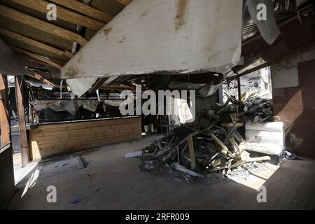 Non exclusif : KRAMATORSK, UKRAINE - 29 JUILLET 2023 - le restaurant RIA Pizza détruit lors de la frappe russe Iskander le 27 juin 2023, Lies i. Banque D'Images