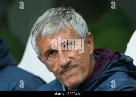 Le Manager de Villarreal, Quique Setién, lors du match de la Sela Cup entre OCG Nice et Villareal CF à St. James's Park, Newcastle le samedi 5 août 2023. (Photo : Michael Driver | MI News) crédit : MI News & Sport / Alamy Live News Banque D'Images