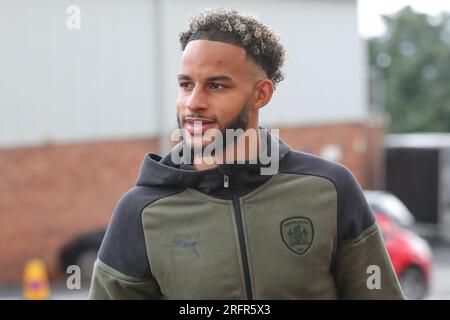 Barry Cotter #17 de Barnsley arrive lors du match Sky Bet League 1 Barnsley vs Port Vale à Oakwell, Barnsley, Royaume-Uni, le 5 août 2023 (photo par Alfie Cosgrove/News Images) Banque D'Images