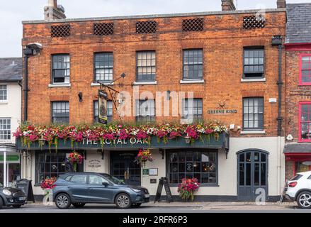 The Royal Oak pub sur Marlborough High Street, Wiltshire, Angleterre, Royaume-Uni Banque D'Images