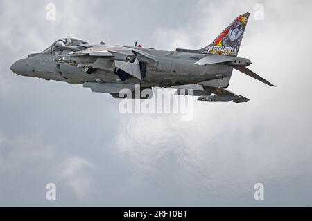 Marine espagnole McDonnell Douglas AV-8B Harrier II au Royal International Air Tattoo 2023 Banque D'Images