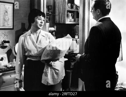 Shirley MacLaine, Robert Mitchum, sur le plateau du film, « deux pour la balançoire », United Artists, 1962 Banque D'Images