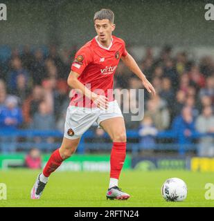 Rochdale, Greater Manchester, Angleterre, 5 août 2023. Franklin Domi d’Ebbsfleet United sur le ballon lors de Rochdale AFC V Ebbsfleet United dans la Ligue nationale de Vanarama à la Crown Oil Arena. (Image de crédit : ©Cody Froggatt/Alamy Live News) Banque D'Images