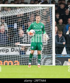 Rochdale, Greater Manchester, Angleterre, 5 août 2023. Le gardien de but de Rochdale Louie Moulden sur le ballon pendant, Rochdale AFC V Ebbsfleet Uni dans la Ligue nationale de Vanarama à la Crown Oil Arena. (Image de crédit : ©Cody Froggatt/Alamy Live News) Banque D'Images